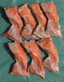 紅鮭かま(塩) 500ｇ 7切～8切入り
